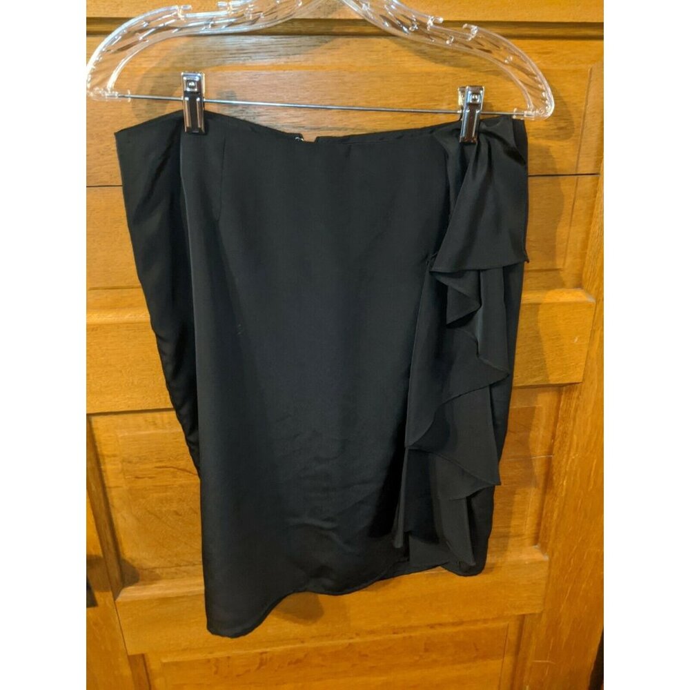 Merona Size 6 Pencil Skirt Black #2 Lined Ruffles Modest Womens